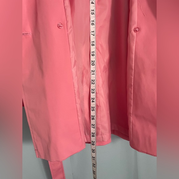 Beautiful Barbie Pink DKNY Trench coat in XS - Picture 9 of 12